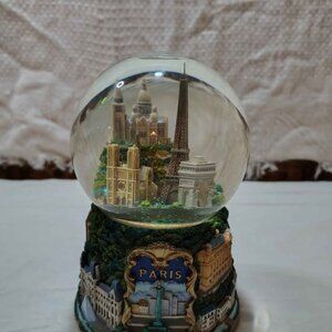 San Francisco Music Box Company Paris Snow Globe La Vie En Rose